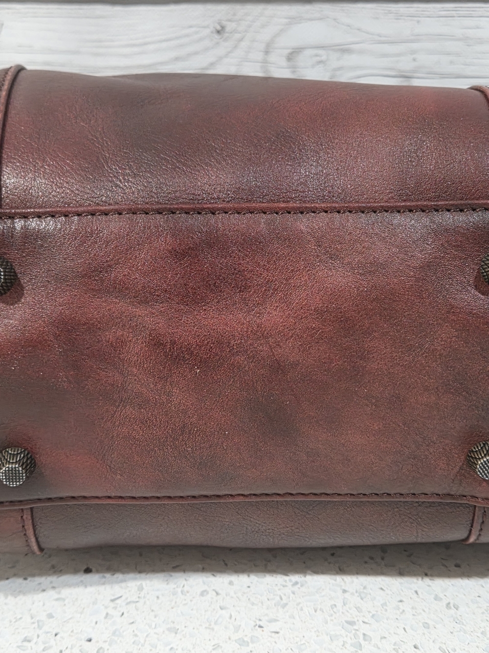 Old Trend Mini Trunk Crossbody Rusty Red - Picture 12 of 16